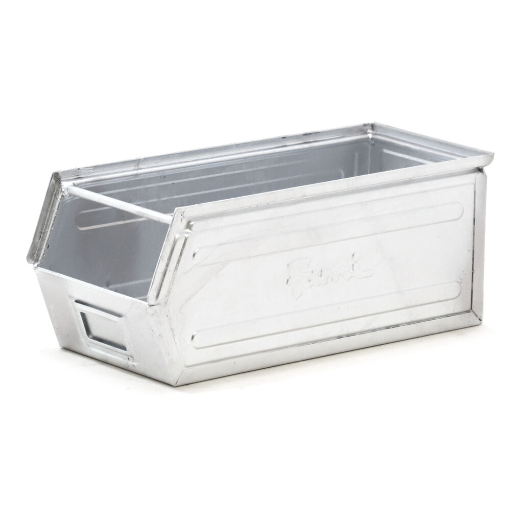 Storage bin steel grip opening
