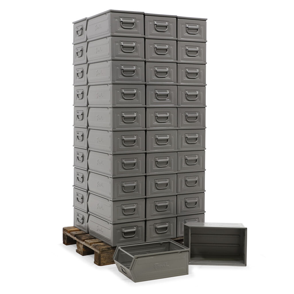 Storage bin steel grip opening