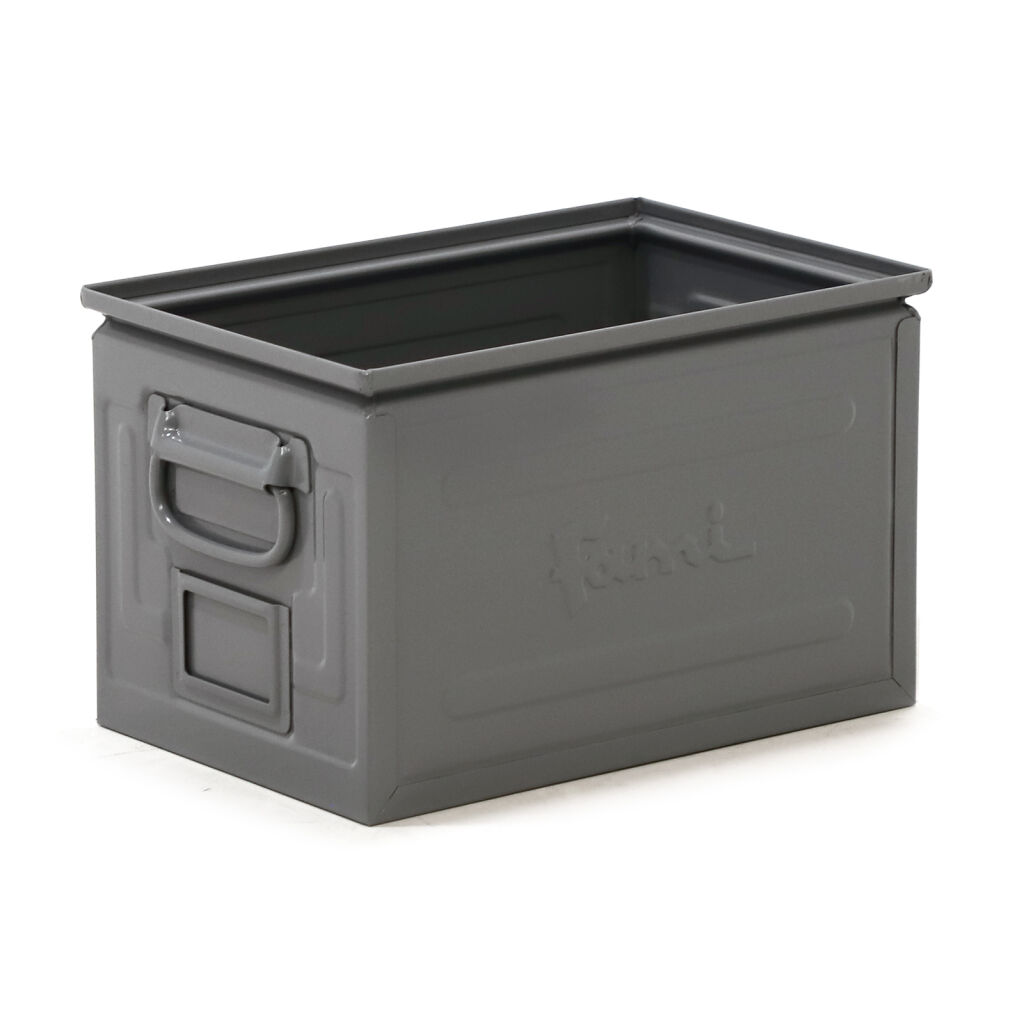 Storage bin steel all walls closed