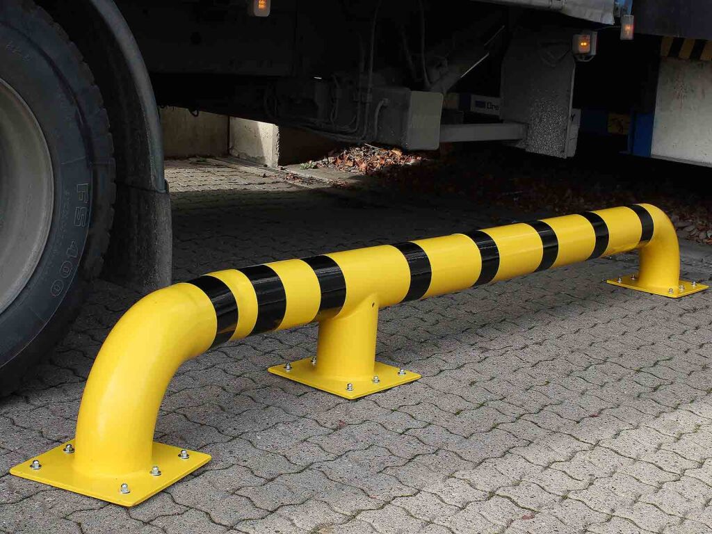 Rammschutzbügel LKW-Einfahrhilfe