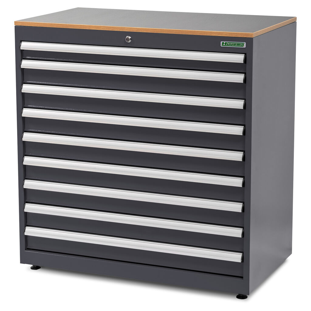 Workbenches with 9 drawers