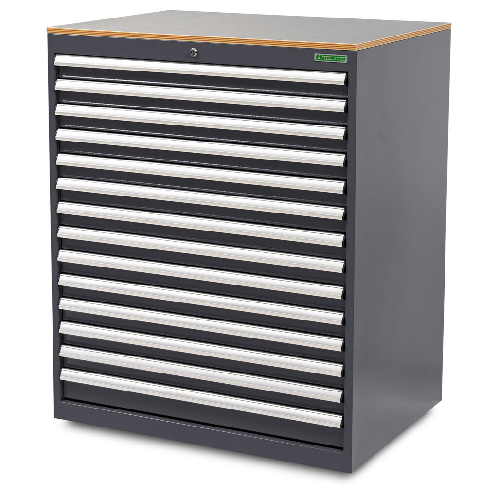 Workbenches with 14 drawers