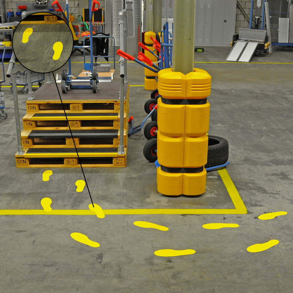 Floor marking and tape Safety and marking floor marking signal markers walkway footsteps.  L: 300, W: 100,  (mm). Article code: 51FSY-F