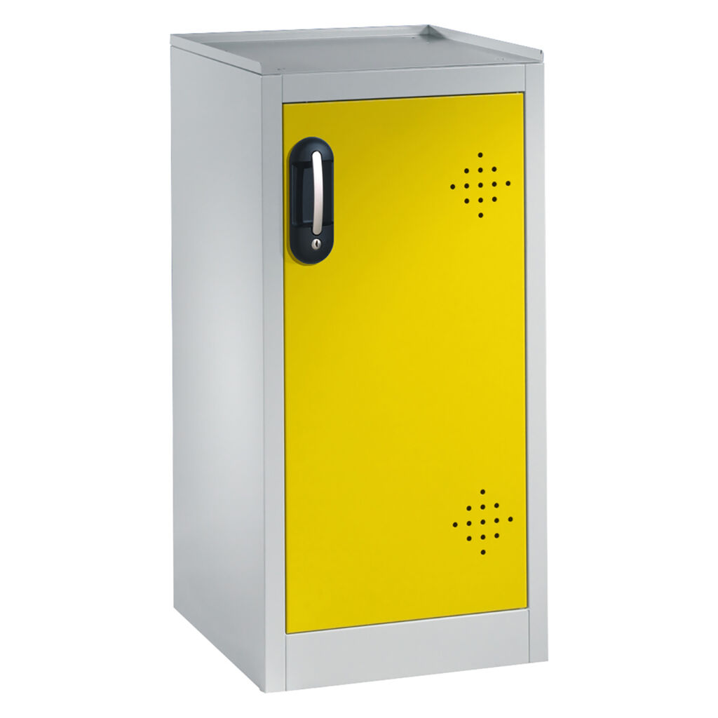 Armoire de sûreté avec 1 porte coulissante avec perforation d’aération et 2 bacs de rétention