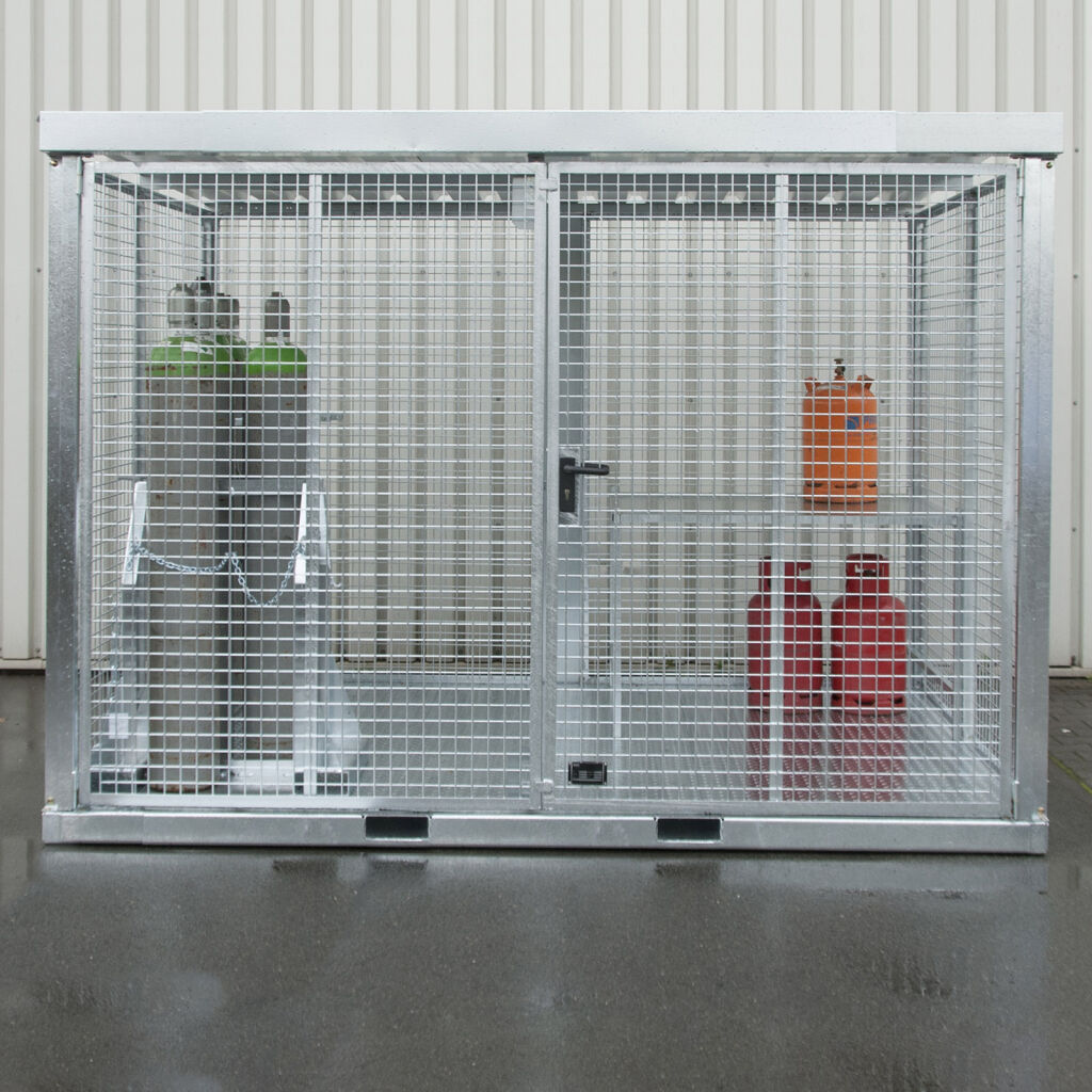 Stockage bouteille de gaz box avec toît et entrées de fourches pour 104 bouteilles à gaz ø220 mm