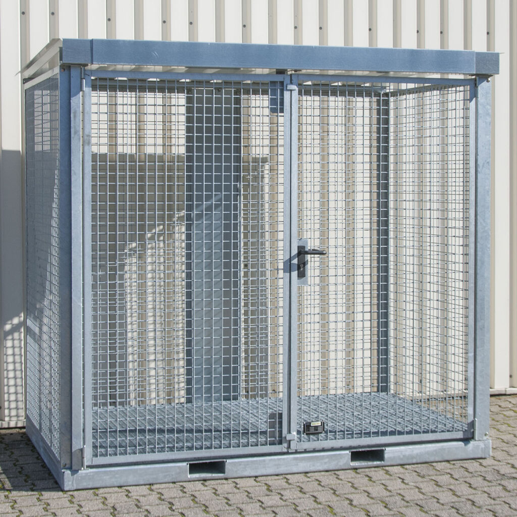Gasflaschenlagerung Depot mit Dach und Einfahrkufen  für 60 Gasflaschen ø220 mm