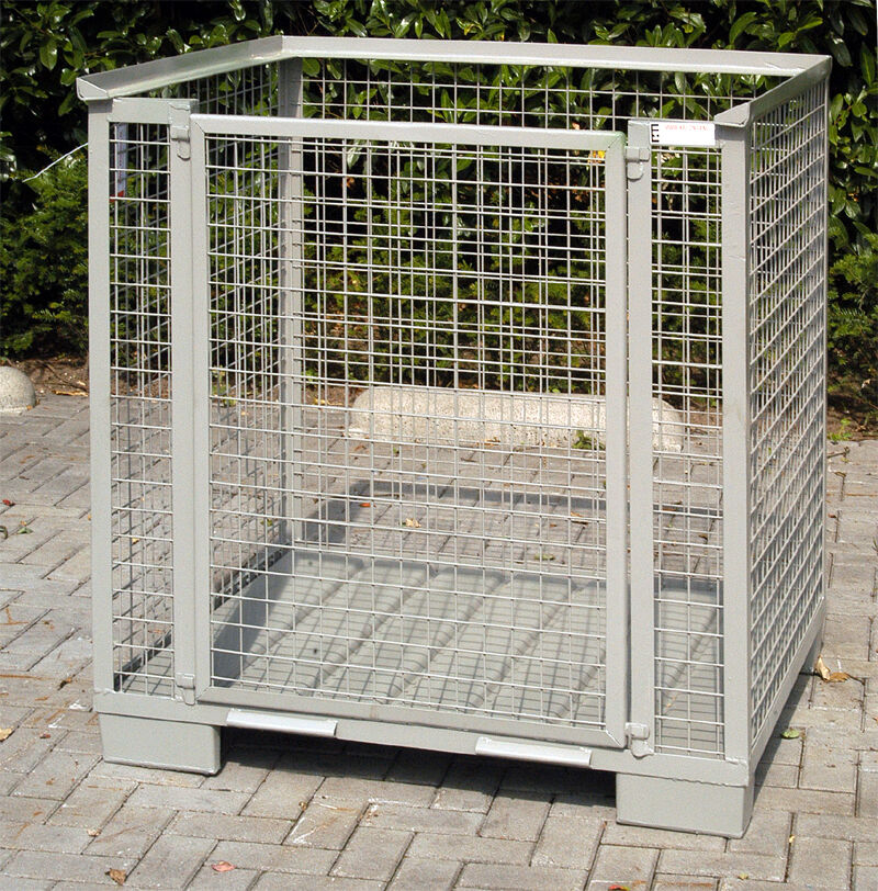 Mesh container fixed construction fixed mesh box structure a single removable panel