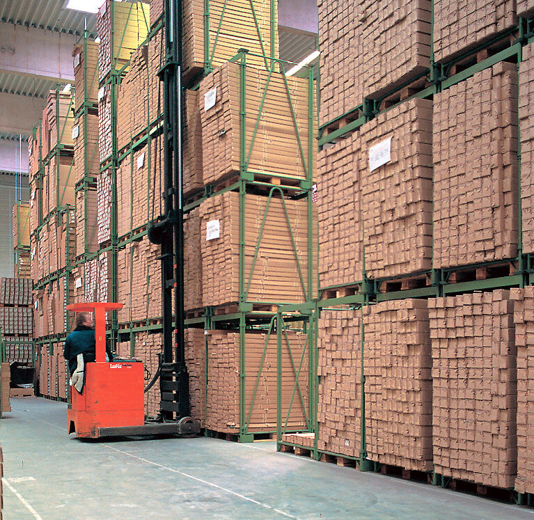 Pallet stacking frames fixed construction stackable Custom built