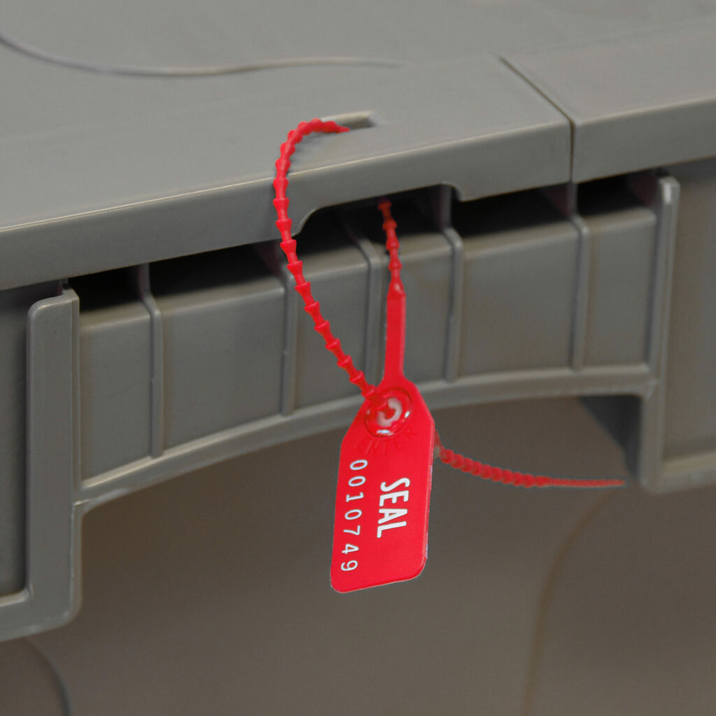 Accessoires pour bacs en plastique fermeture avec un numéro unique