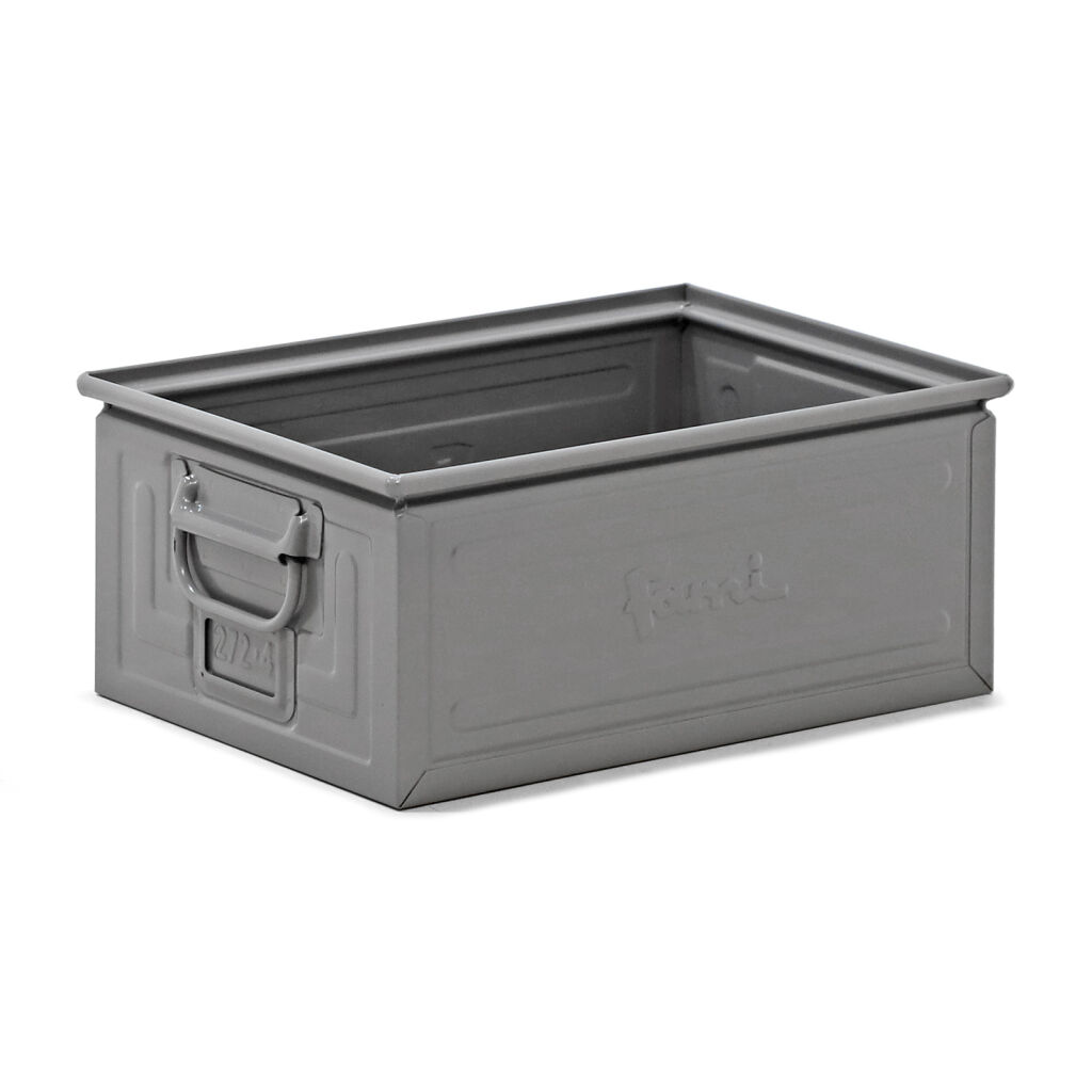 Storage bin steel all walls closed