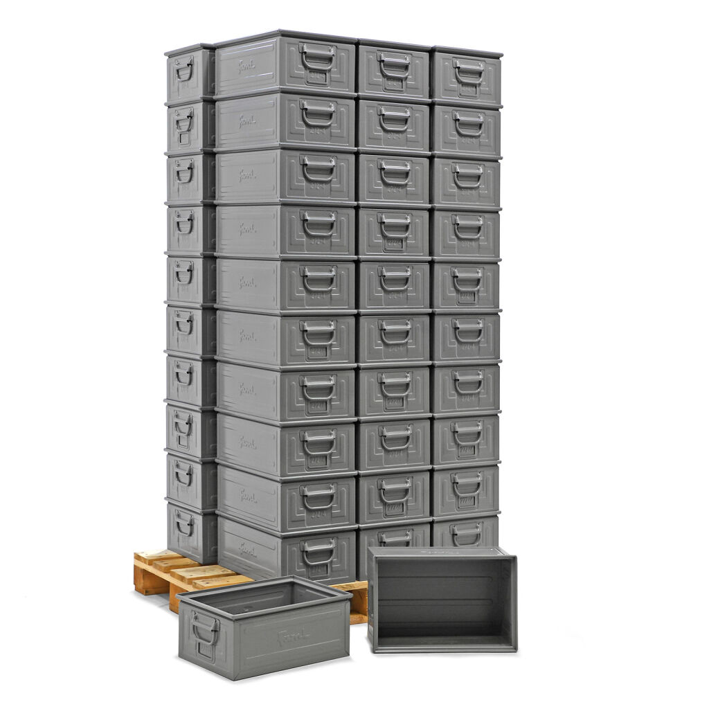 Storage bin steel all walls closed