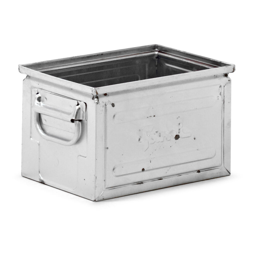 Storage bin steel all walls closed