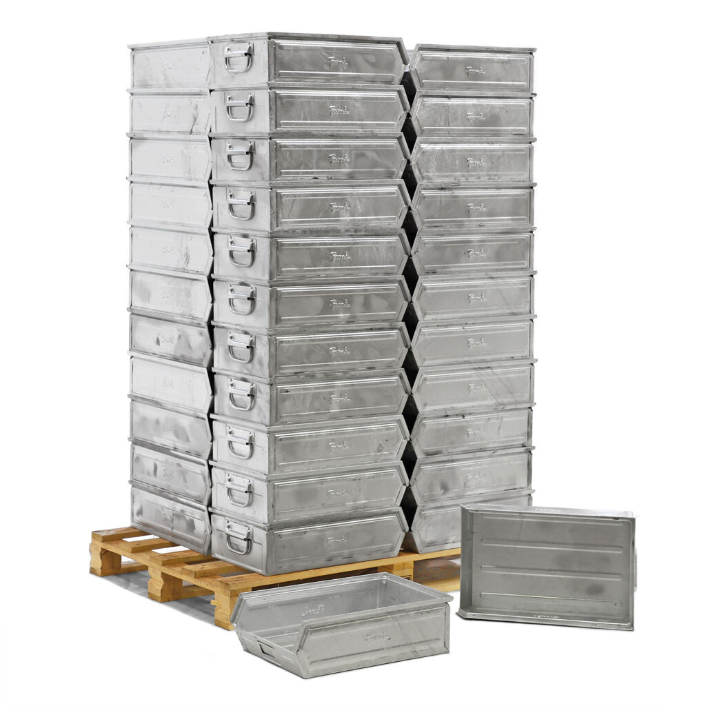 Storage bin steel grip opening