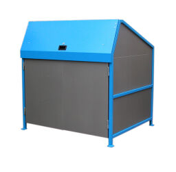 Waste container waste and cleaning accessories doors