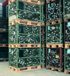 pallet stacking frames foldable construction stackable 1 flap at 1 long side.  L: 1200, W: 800, H: 800 (mm). Article code: 64608081N