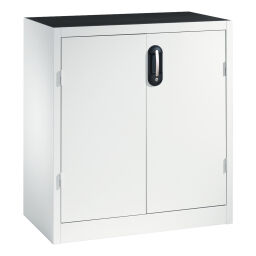 Établis avec 2 portes battantes, 2 étagères et 3 tiroirs