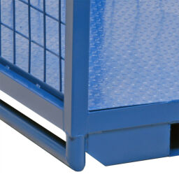 Mesh stillages fixed construction stackable with insertion sleeves