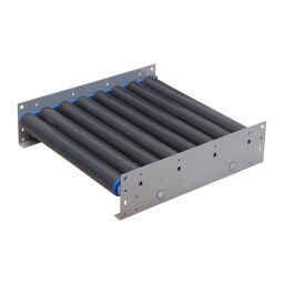 Roller conveyor with plastic rollers