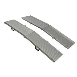 acces ramps wheelchair access ramp aluminium double foldable 180 cm Height difference:  20 - 50 cm.  L: 1830, W: 740, H: 70 (mm). Article code: 86DTR-945