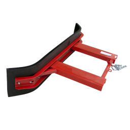 Snow clearing equipment forklift snowplow fixed with rubber scrape list.  W: 2650, H: 400 (mm). Article code: 91-139TA5942