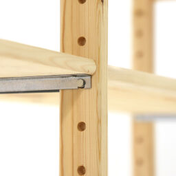 Rayonnage en bois section de construction