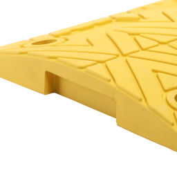 Speed bumps modular speed bump intermediate piece threshold