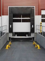 Rammschutzbügel LKW-Einfahrhilfe