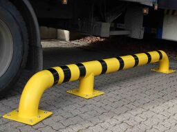Rammschutzbügel LKW-Einfahrhilfe
