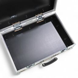 Flightcase avec fermeture rapide double