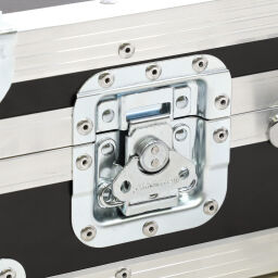 Flightcase avec fermeture rapide double