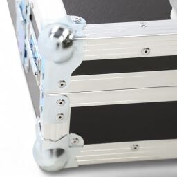Flightcase avec fermeture rapide double