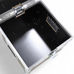 Flightcase avec fermeture rapide double