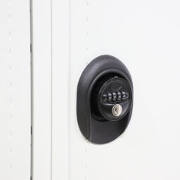 Magazijnkasten gebruikt lockerkast 4 deuren (codeslot) 