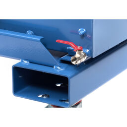 Automatic tilting automatic tilting container with sieve + draw-off tap