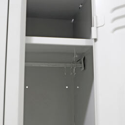 Armoire vestiaire 2 portes (cadenas) Occasion