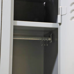 Armoire vestiaire 2 portes (cadenas) Occasion
