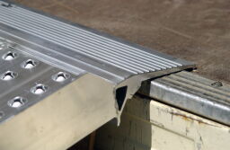 Access ramps access ramp straight aluminium 250 cm (per piece)