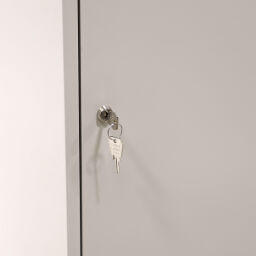 Armoire vestiaire 3 portes (cylindre) Occasion