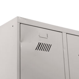 Armoire vestiaire 3 portes (cylindre) Occasion