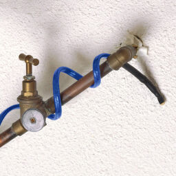 Workshop heating anti-freeze cable 10 watts per meter