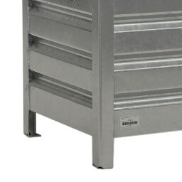Caisse palette métallique construction compact avec quatre murs fermés