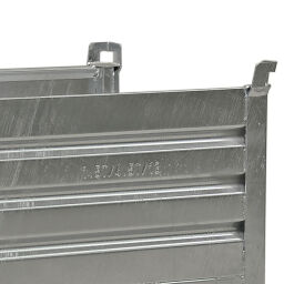 Caisse palette métallique construction compact avec les parois latérales ouvertes