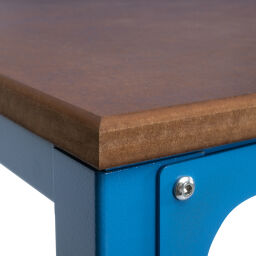 Workbenches with 1 bottom shelf