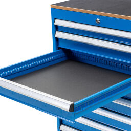 Workbenches with 9 drawers