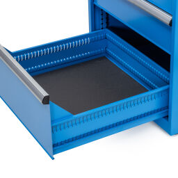 Workbenches  with 10 drawers