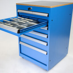 Workbenches  with 10 drawers
