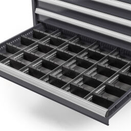 Workbenches with 14 drawers