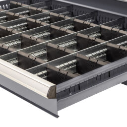 Workbenches with 14 drawers