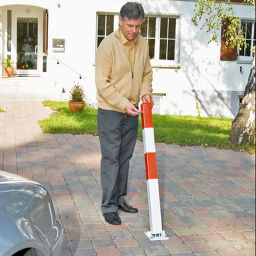 Barriers Safety and marking bumper protection crash protection bollard red/white.  H: 1000 (mm). Article code: 42.116.10.429