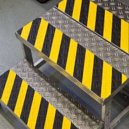 Floor marking and tape Safety and marking tape self adhesive/deformable, non skid - 25 mm.  L: 18000, W: 25,  (mm). Article code: 42.265.29.332